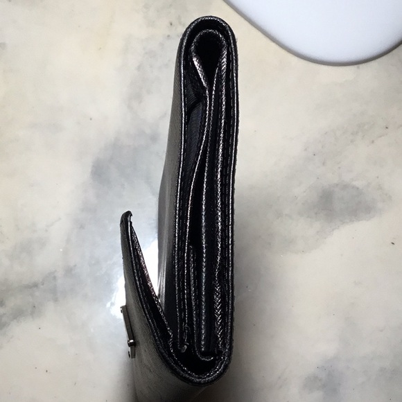 100% AUTHENTIC PRADA SAFFIANO LEATHER WALLET BLACK TRI-FOLD - Picture 7 of 11